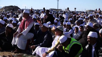 ilahiyatci - Güney Afrika’da Müslümanlar yağmur duasına çıktı - CAPE TOWN  Videosu
