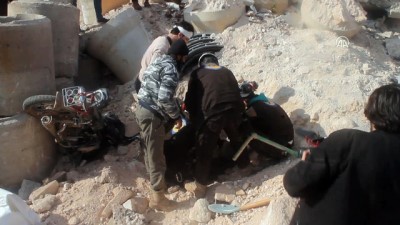 rejim karsiti - Hastaneye hava saldırısı: 1 ölü, 3 yaralı - İDLİB Videosu
