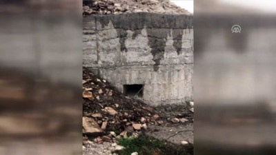 Terör örgütüne ait ele geçirilen korugan ve hendekler - AFRİN 