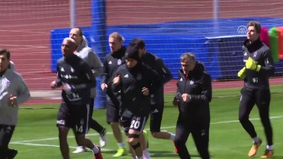 Beşiktaş'ın yeni transferi Vida, ilk antrenmanına çıktı - ANTALYA
