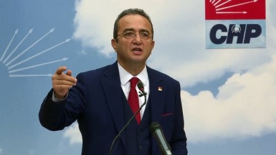 basin toplantisi - CHP Parti Sözcüsü Tezcan: 'Türkiye hızla OHAL rejiminden çıkmak zorunda' - ANKARA Videosu