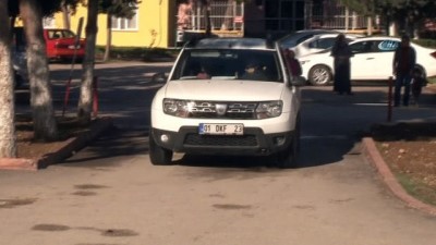 akilli tahta -  Kendisine yaralı süsü verip okuldan hırsızlık yapan şahıs kamerada  Videosu