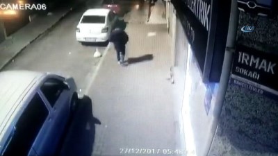 trol -  Otomobilin bagajından takım çantası çalan hırsız kamerada  Videosu