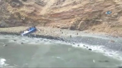 twitter -  Peru’da Otobüs Uçuruma Devrildi : En Az 48 Ölü  Videosu