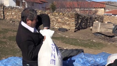 faizsiz kredi - Afyonkarahisar'dan Kars'a kaz gönderiyor  Videosu