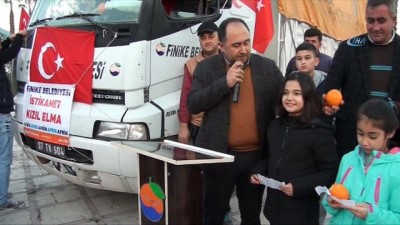  Antalya'dan Afrin'deki Mehmetçiklere 1 kamyon portakal