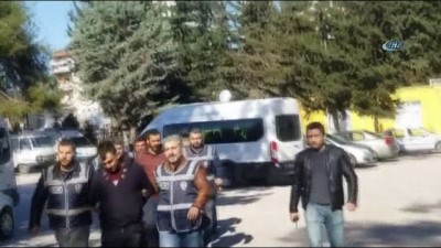 otobus soforu -  Kira parasını gasp edip eğlencede yediler  Videosu