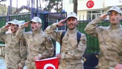 grup genc -  Sivil komandolar...Kamuflaj giyen gençler, Afrin'de terörist avlamak istiyor  Videosu