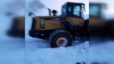 akarca -  Özel İdare ekiplerinin köy yollarında karla mücadelesi  Videosu