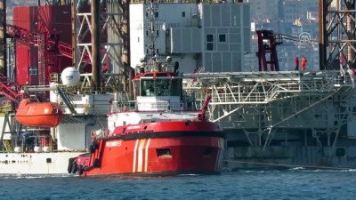 uzunlu - Petrol platformu taşıyan gemi İstanbul Boğazı'nda (2) - İSTANBUL  Videosu