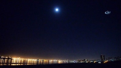 ay tutulmasi -  - 'Süper Kanlı Mavi Ay Tutulması' Los Angeles'da İzlendi Videosu