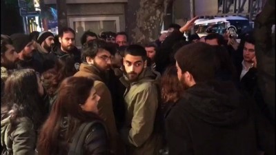 siyah celenk - Konsolosluk önündeki izinsiz gösteriye polis müdahalesi: 11 gözaltı - İSTANBUL Videosu