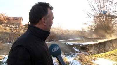 sifali su -  Tarihi 'Alpanos Hamamı' kaderine terk edildi  Videosu