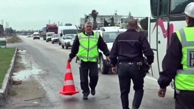 akaryakit istasyonu - Adana'da trafik kazası: 1 ölü Videosu