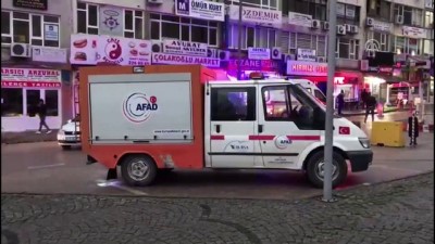 kimya - Bursa Adliyesi'nde cam şişe kırıldı adliyedekiler dışarı çıkarıldı - BURSA Videosu