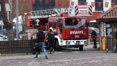 komur yardimi -  Kömür alamadığını iddia eden vatandaş valilik binasının 4. katında intihar girişiminde bulundu  Videosu