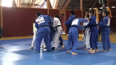 kadin judocu - Kadın Milli Judo Takımı'nın Bolu kampı sona erdi - BOLU  Videosu