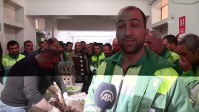 cig kofte - Taşeron işçiler kadro sevincini çiğ köfte yiyerek kutladı - ADIYAMAN Videosu