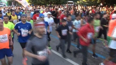 bedensel engelli - 5 Ocak Adana Kurtuluş Yarı Maratonu start aldı  Videosu