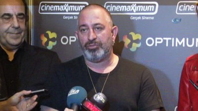 aria -  Cem Yılmaz'ın 'Arif V 216'sına İzmir'de büyük gala Videosu