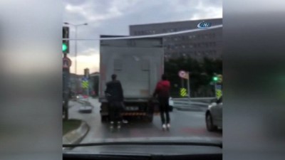 osmanpasa -  İstanbul’da kamyonun arkasında yapılan tehlikeli yolculuklar kamerada  Videosu