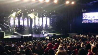Selami Şahin Harbiye'de konser verdi - İSTANBUL 