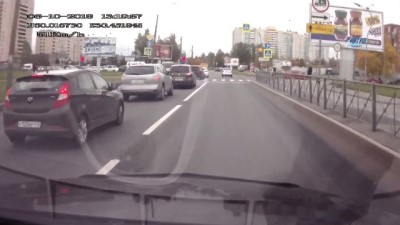 trafik canavari -  - Trafik Canavarına Biber Spreyi Sıktı Videosu