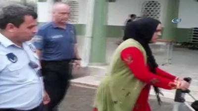 duygu somurusu -  Çocuklarını dilendiren annelere operasyon...7 anne gözaltına alındı  Videosu