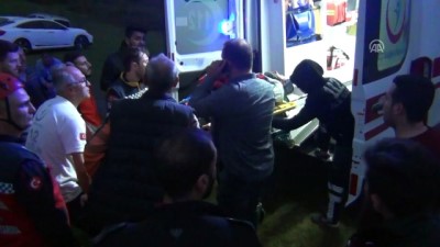 arazi araci - Arazi aracı yoldan çıktı: 3 yaralı - SAKARYA  Videosu