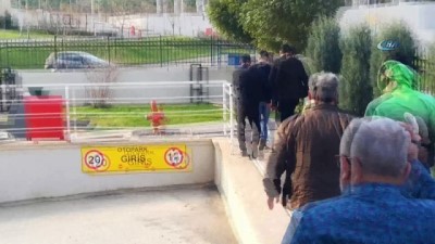  Atatürk büstüne tokat atıp video çeken 2 kişi tutuklandı