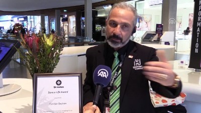 Avustralya’da kalbi duran kişiyi hayata döndüren Türk'e kahramanlık ödülü - MELBOURNE 