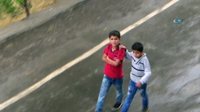 gunesli hava -  - Beytüşşebap'ta şiddetli yağmur hayatı olumsuz etkiledi Videosu