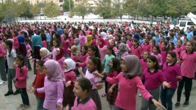 toplum merkezi -  El yıkamanın önemini bin 200 öğrenci dans ederek gösterdi Videosu