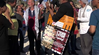  - Filistinliler, İsrail’in Han El-ahmer Köyü’nü Yıkmasına İzin Vermedi 