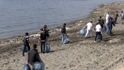 cevre temizligi - Öğrenciler Van Gölü sahilini temizledi - VAN  Videosu