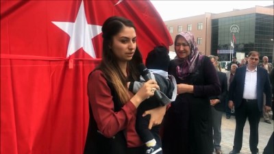 semt pazari - Şehit eşi Funda Ergün: 'Şehidimin gülen yüzü unutulmasın' - KONYA Videosu