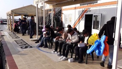 nani - 40 düzensiz göçmen yakalandı - ÇANAKKALE  Videosu