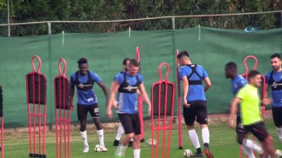Alanyaspor, Antalyaspor maçı hazırlıklarını sürdürdü