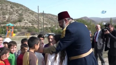 kitap fuari -  Gazi Osman Paşa'yı canlandıran ünlü oyuncu Tokat'ta huzur buldu  Videosu