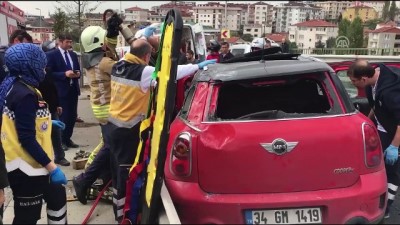 tip fakultesi ogrencisi - Maltepe'de trafik kazası: 3 yaralı - İSTANBUL  Videosu