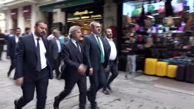 istifa - Şenocak'tan Beyoğlu'na ziyaret - İSTANBUL Videosu