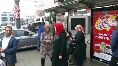 hastane -  Üsküdar’da otomobil otobüs durağına daldı: 3 yaralı  Videosu