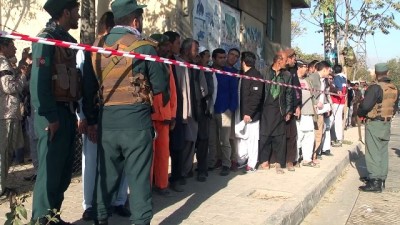 Afganistan'da halk sandık başında - KABİL 