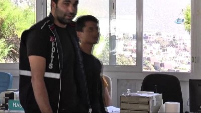 icmeler -  Son parasıyla 1 ekmek ve can simidi almış Videosu