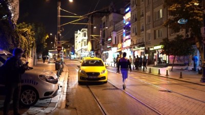  Turist almak için tramvay yoluna giren taksicilere ceza yağdı 