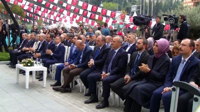 Cumhurbaşkanı Erdoğan: 'Gençlerimizle hayalleri arasındaki engelleri kaldırmaya gayret ediyoruz' (3) - İSTANBUL 