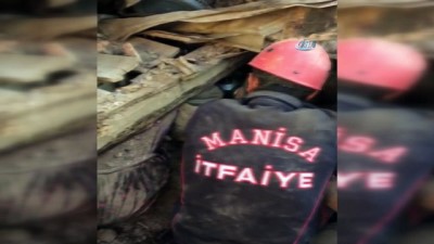  Kerpiç ev yıkıldı, göçük altında kalan kadın hayatını kaybetti