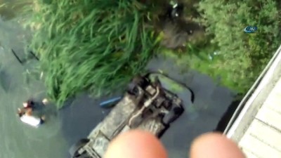 yasam mucadelesi -  Yeşilırmak’a uçan otomobildeki aileyi böyle kurtardı  Videosu