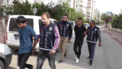 yasli kadin -  Savcı ve polis yalanıyla yaşlı kadını 100 bin TL dolandıran 4 kişi tutuklandı  Videosu