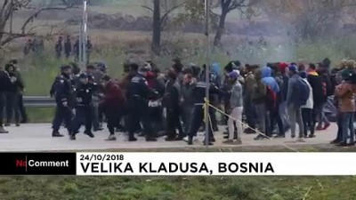 Bosna Hersek'ten Hırvatistan'a geçmeye çalışan göçmenlere polis engeli